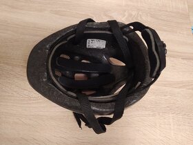 Dětská cyklistická helma Decatlon Baby, vel. 46-53 cm - 2