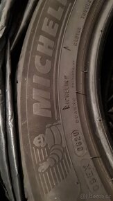 Letni pneu Michelin 215/55/17 - 2