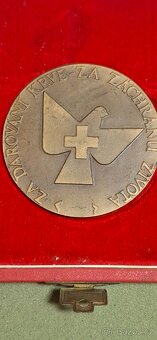 Janského plaketa s krabičkou - 2