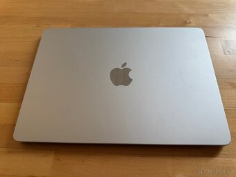 MacBook AIR 13' M2 16GB RAM, 256GB Pamět - 2