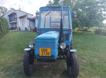 Prodám funkční garážovaný traktor Zetor 4611, r. v. 1969 - 2