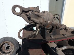 HIAB hydraulické vidle s rotátorem 4t - 2