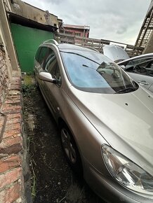 Peugeot 307SW, 1.6 HDi 80 kW, 7 místní. VADNÉ VSTŘIKOVAČE. - 2