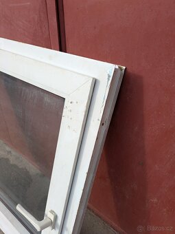 Nepoužité plastové okno 830x730 mm - 2