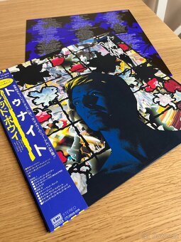 David Bowie – Tonight - 2