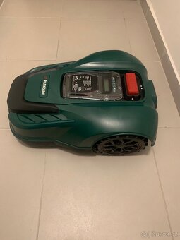 Robotická sekačka na trávu - 2