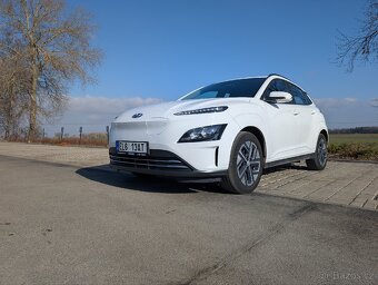 HYUNDAI KONA ELECTRIC 150KW 64kWh,12/2021, ZARUKA, PŮVOD ČR - 2