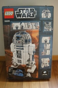 LEGO Star Wars UCS 10225 – R2-D2 (BNIB) - 2