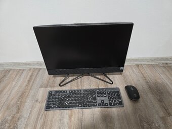 21,5" All-in-One počítač HP 200 G4 22 Black - 2