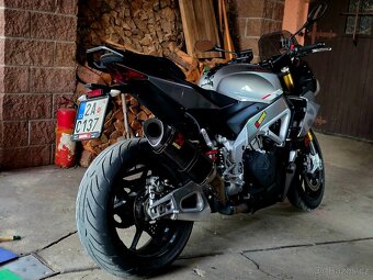 Aprilia Tuono V4 1100RR - ČR, stav nové motorky, Akrapovič - 2
