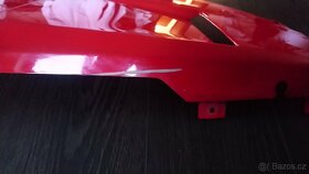 DUCATI 1098 + S 2007-2008 KAPOTÁŽ SPODNÍ PRAVÁ 48032302A - 2
