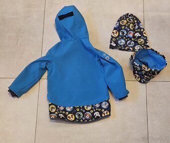 Softshellová bunda, set s čepicí a nákrčníkem - 2