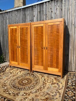 Šatní skříně, toaletka, noční stolky - 2