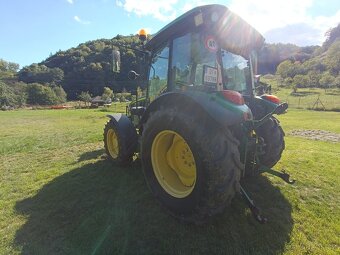 John Deere 5075E - 2