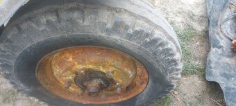 Traktor rs-09 přední kola - 2