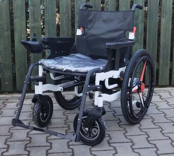 Elektrický invalidní vozík - 2