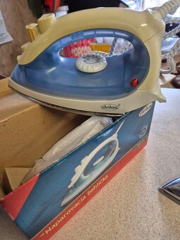 Stare žehličky - 2