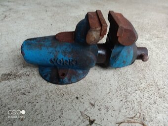 Svěrák York 100 mm čelisti - 2