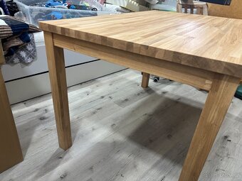 Dubový stůl Masiv - 2