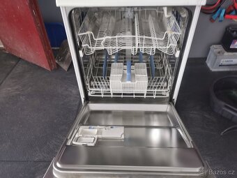 Nová myčka whirlpool - 2