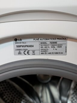 Úzká pračka s předním plněním LG - 2