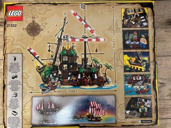 Lego 21322 - 2