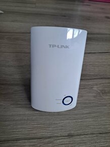Extender TP-LINK model TL-WA - 2