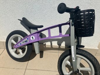 first bike + kosik a zvonek hezký stav - 2