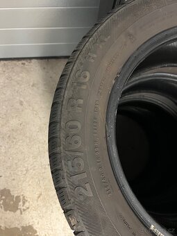 Zimní pneu 215/60 R16 - 2