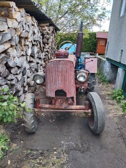 Prodám traktor s vlekem - 2