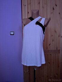 Elegantní tričko vel.44/46 - 2