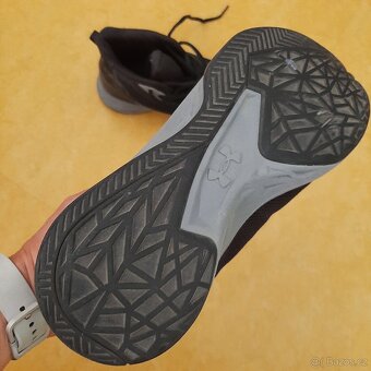 Boty under armour - 2