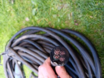 Gumový kabel - 2