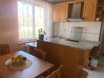RD Slavkov u Brna, CP 218 m2, garáž - 2