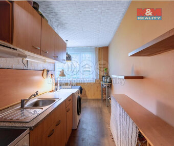 Prodej bytu 2+1, 61 m², DV, Krupka, ul. Komenského - 2