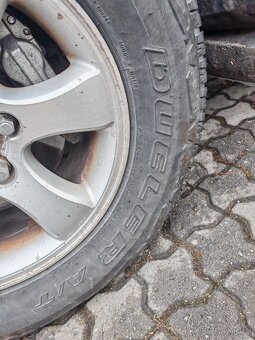 Pneu Bridgestone Dueler 265/65R17 - 2