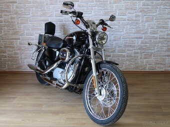 Harley-Davidson Sportster 883 Custom původ ČR, 1.majitel - 2