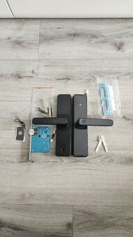 Chytrý dveřní zámek – otisk, PIN, RFID, klíč – nový - 2