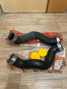 Mercedes-Benz - Hadice k IC OM642 - 2