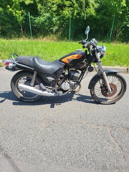ČZ-Cagiva 125 Roadster. - 2