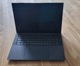 Dell XPS 15 (9520) - i9/32GB RAM, OLED - 2