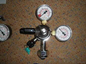 REDUKČNÍ VENTIL NA CO2 MOŽNO PRO VÝČEPNÍ ZAŘÍZENÍ - 2