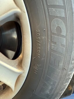 Michelin pneu - 2