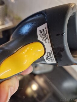 Čtečka čárových kódů LS2208 + stojan - 2
