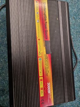 UPS Měnič napětí 12V 230V 3000W - 2