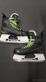 brusle Bauer Supreme 150 R.2015-16 - 2