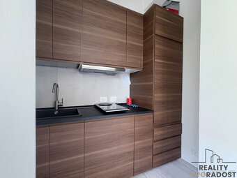 Prodej bytu 1+kk 36 m² Silvi, Itálie - 2