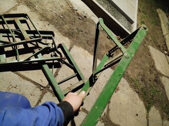 Nohy k pivnímu setu - 2