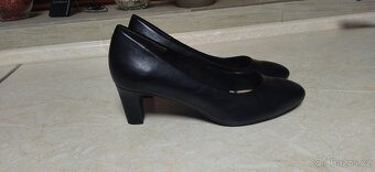 Černé lodičky - 2