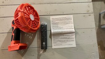 Nabíječka + Baterie Black and Decker - 2